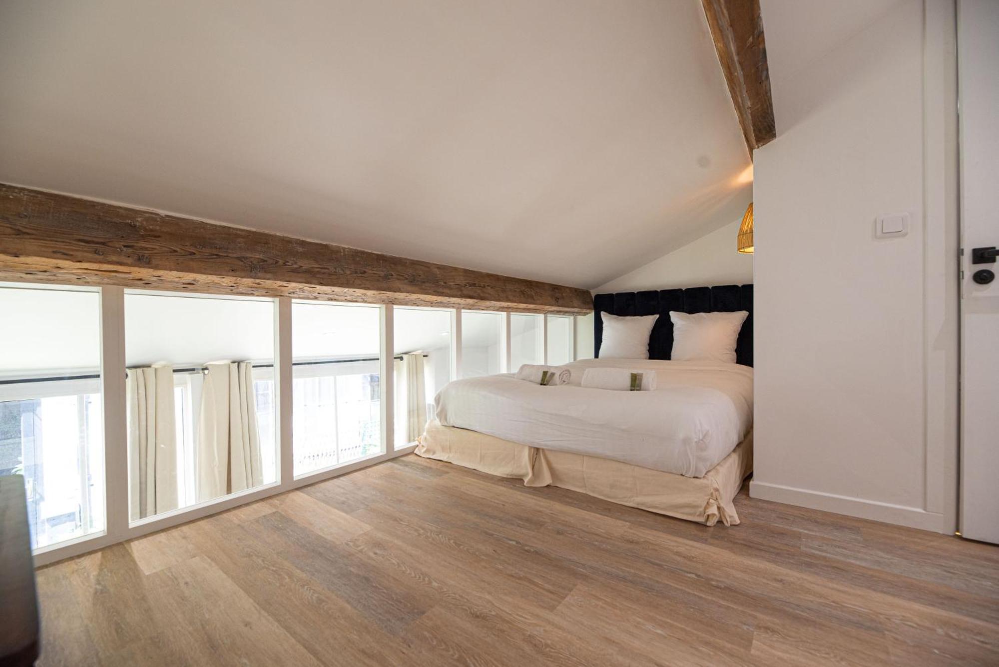 Loft In Paris Apartment Стая снимка